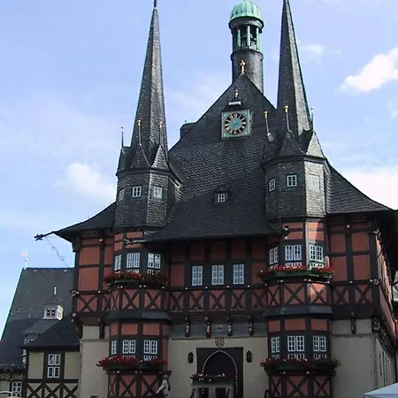 Apartment With Castle View *